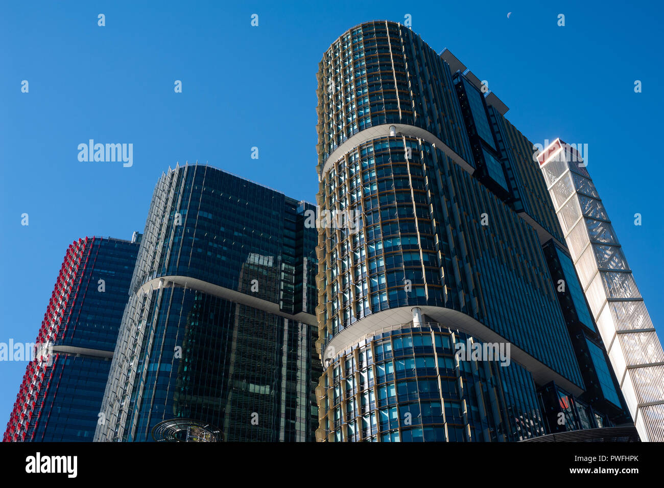 16.09.2018, Sydney, New South Wales, Australia - A view of the modern International Towers office buildings in Barangaroo. Stock Photo