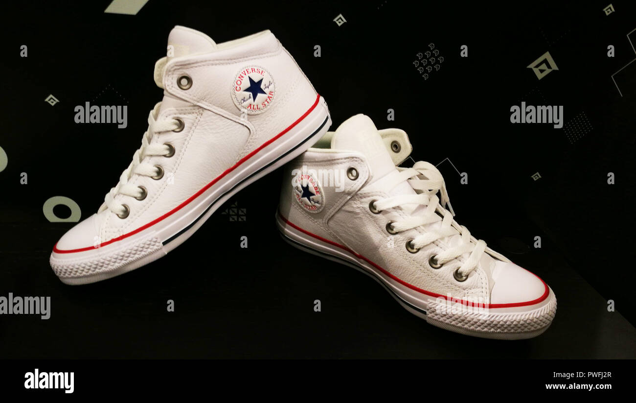 Principal 51+ imagen converse blisters pinky toe In.thptnganamst.edu.vn