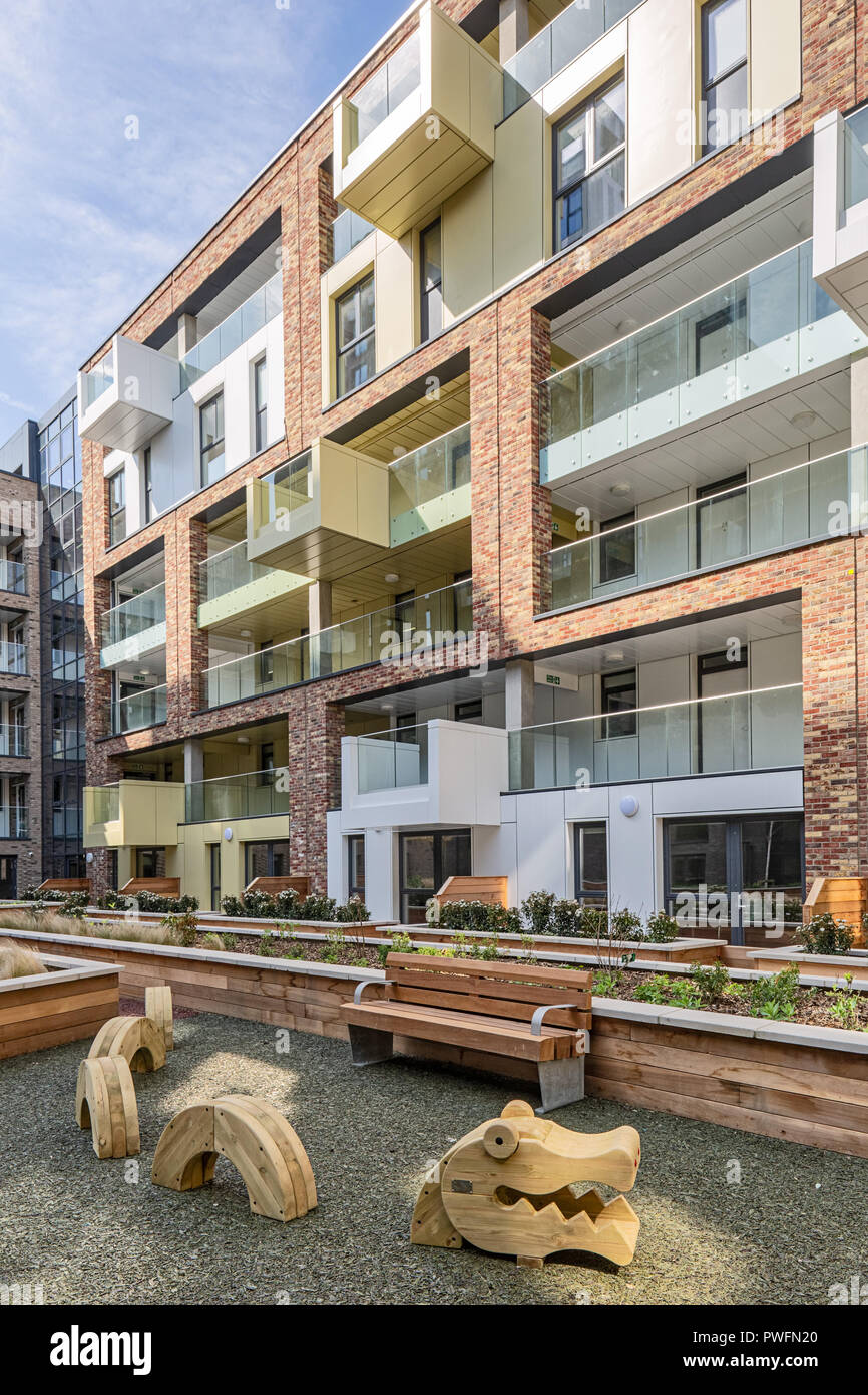 Parkside, Heathside and Lethbridge Estate in Lewisham Stock Photo Alamy