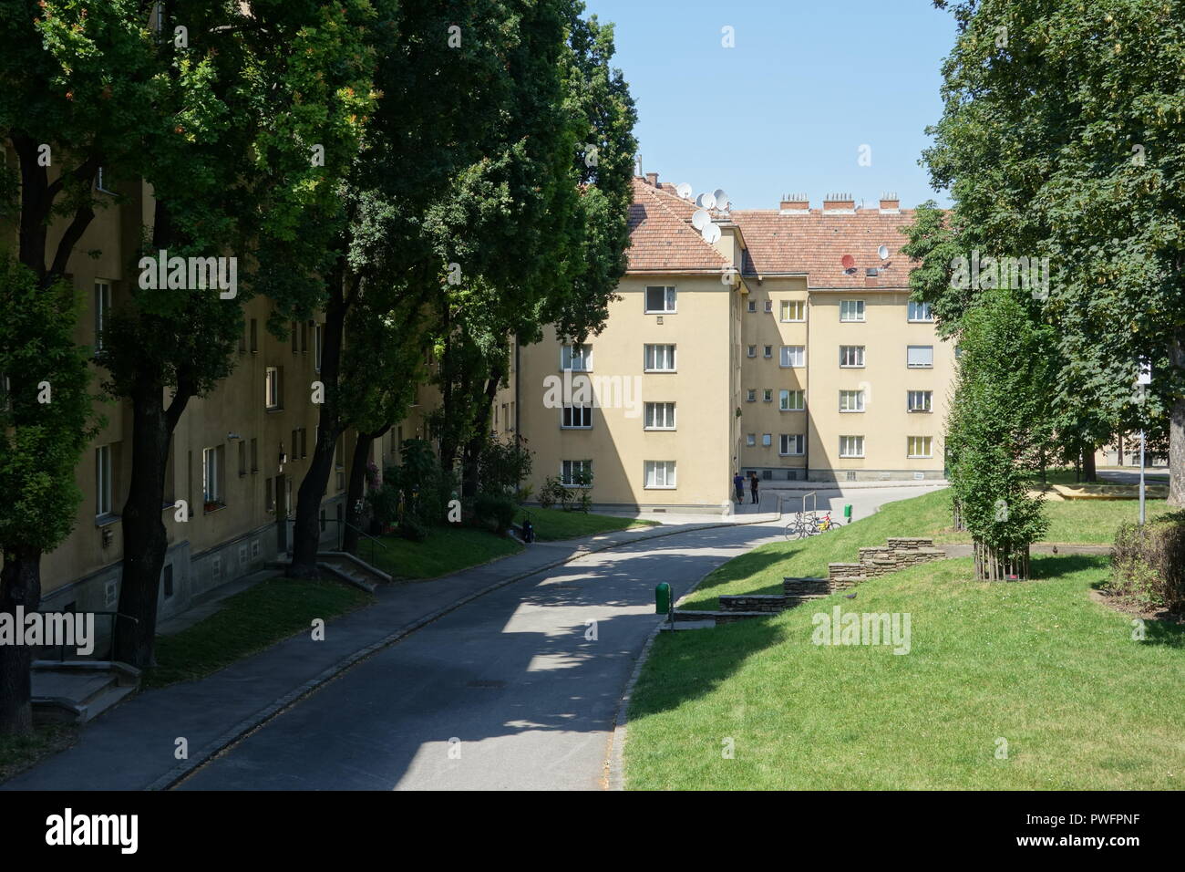 Rotes wien hi-res stock photography and images - Alamy