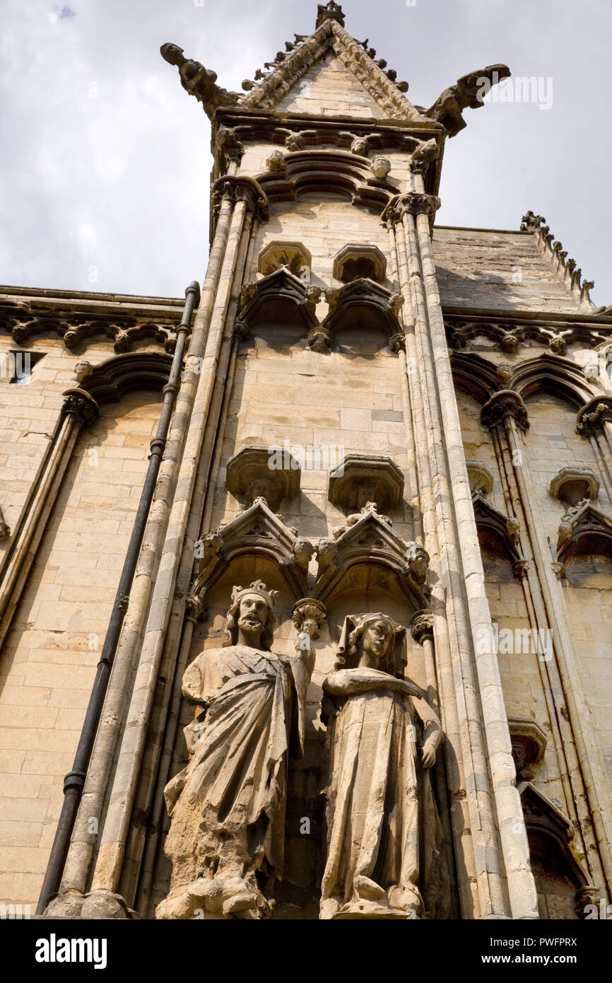 Carved figures, exterior Lincoln Cathedral. City of Lincoln, England, United Kingdom Stock Photo