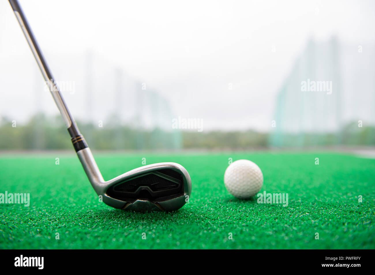 Golf ball bucket driving range hires stock photography and images Alamy