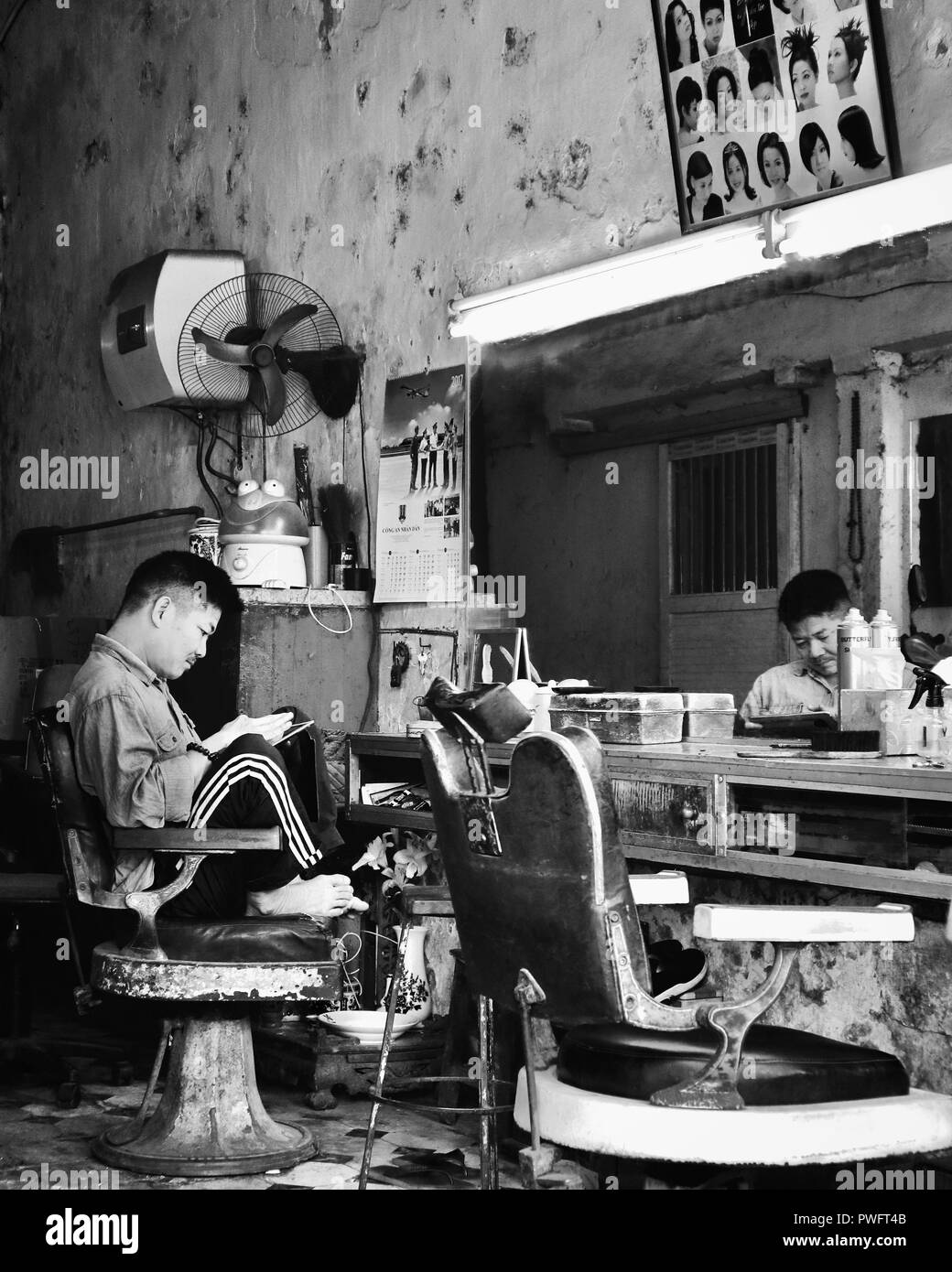 Barber shop vietnam hires stock photography and images Alamy