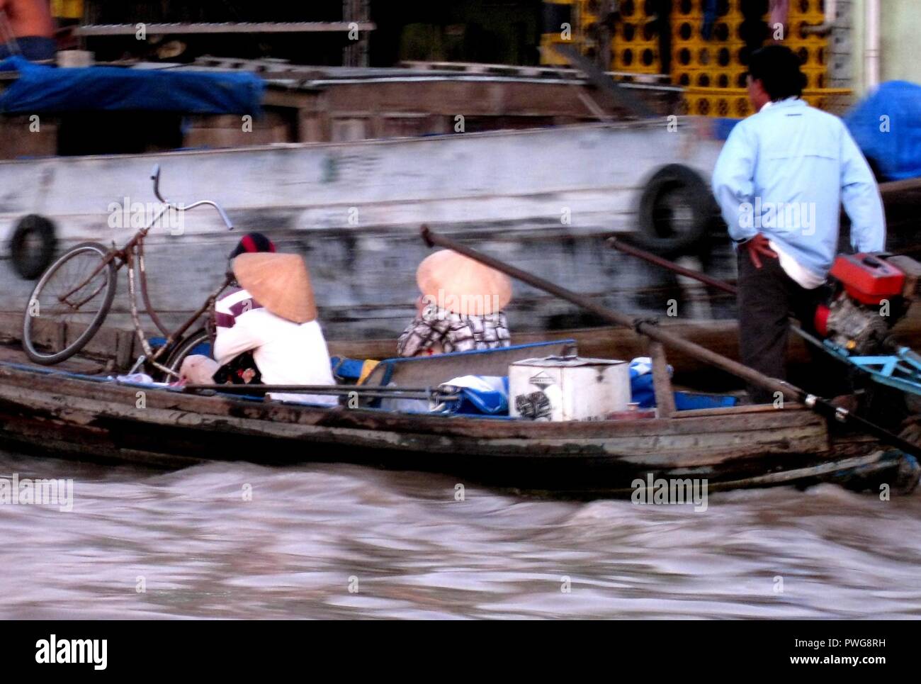 Bumpy waters on Vietnam's Mekong Delta Stock Photo - Alamy