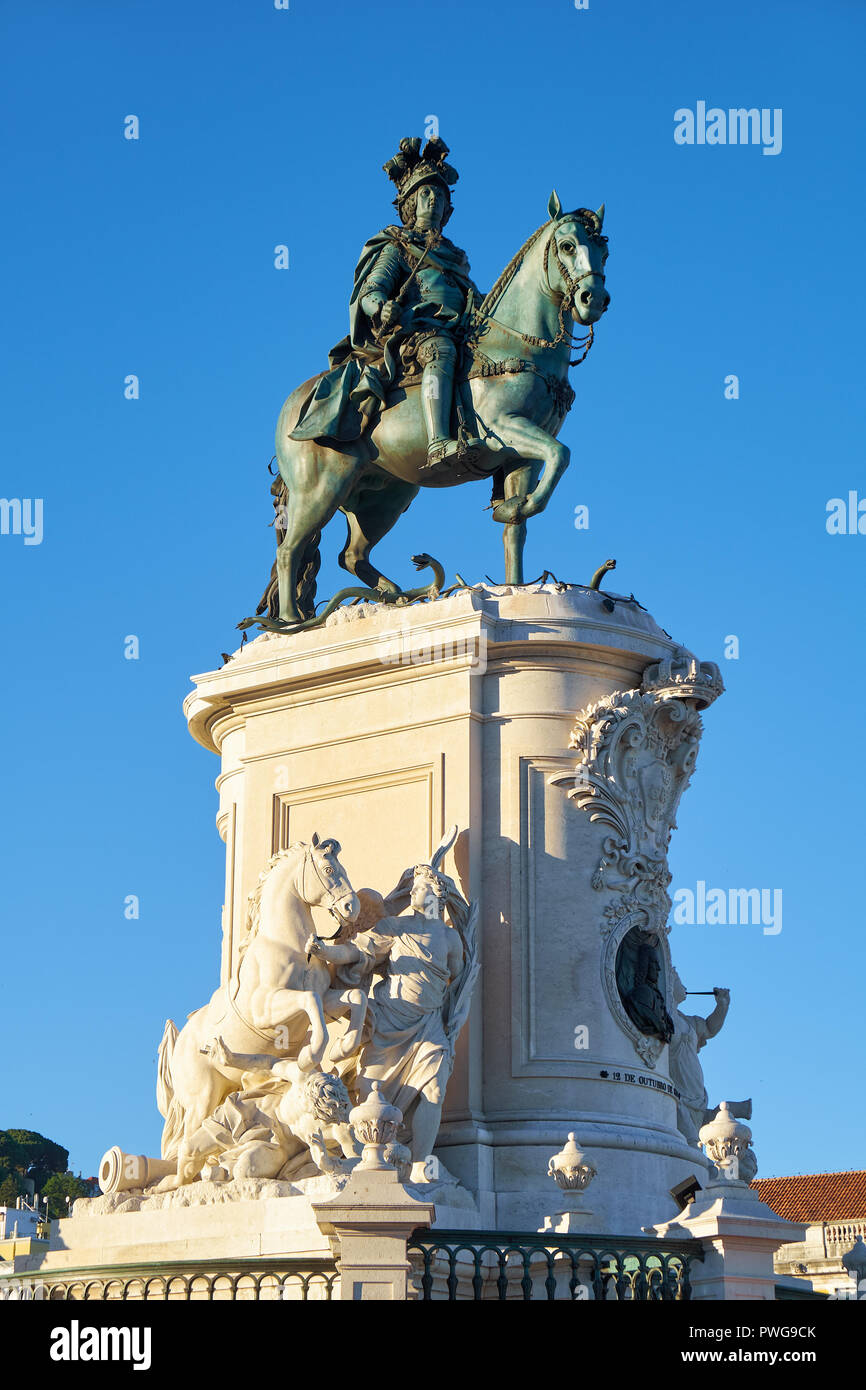The equestrian statue of King Jose I – the Reformer, designed by Machado de Castro in the centre of Praca do Comercio (Commerce Square). Lisbon. Portu Stock Photo