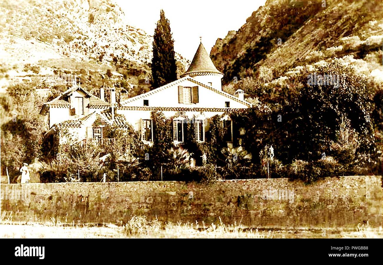 BuislesBaronnies Château du Rieu Chaud Stock Photo Alamy