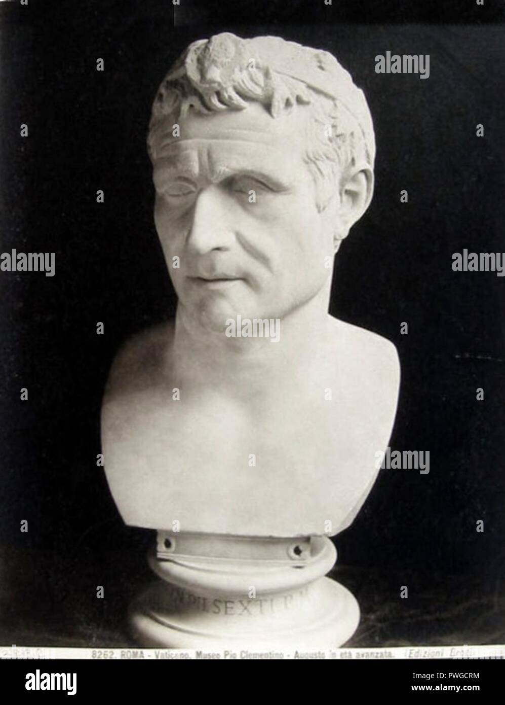 Brogi, Carlo (1850-1925) - n. 8262 - Roma - Vaticano - Museo Pio Clementino - Augusto in età avanzata. Stock Photo