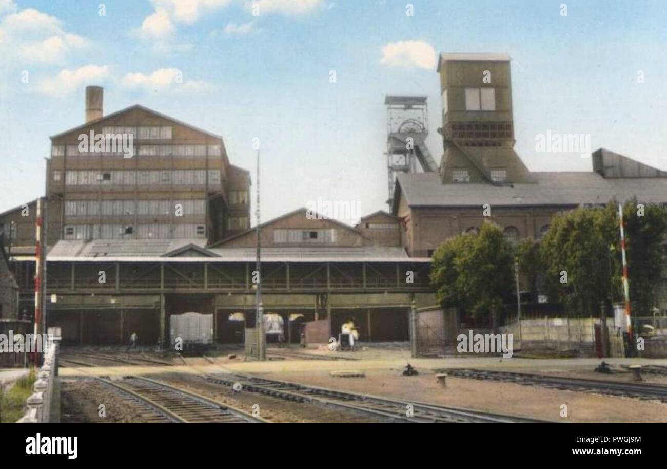 BruaylaBuissière Fosse n° 3 3 bis 3 ter des mines de Bruay (G