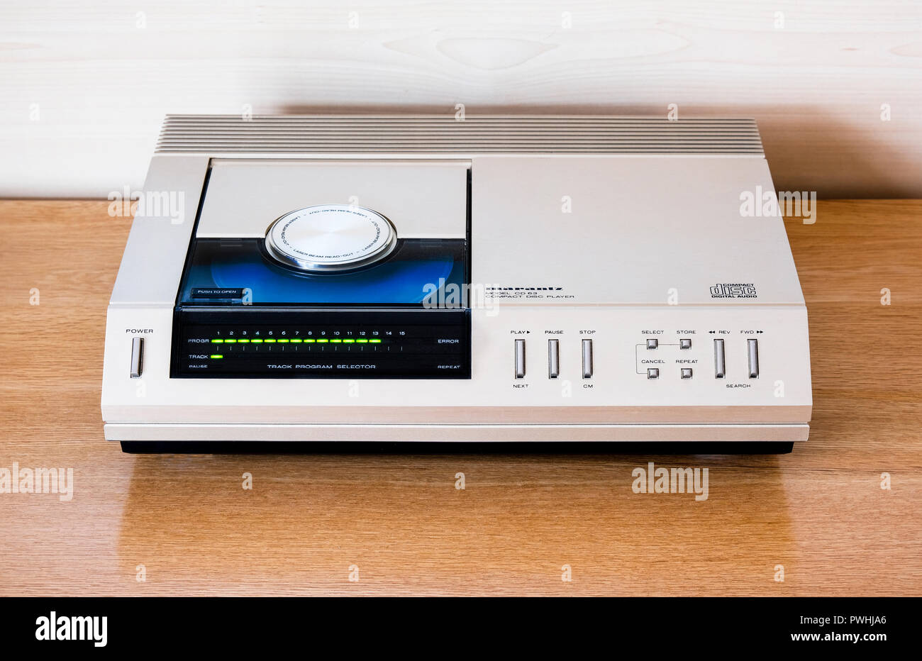 Compact disc player hi-res stock photography and images - Alamy