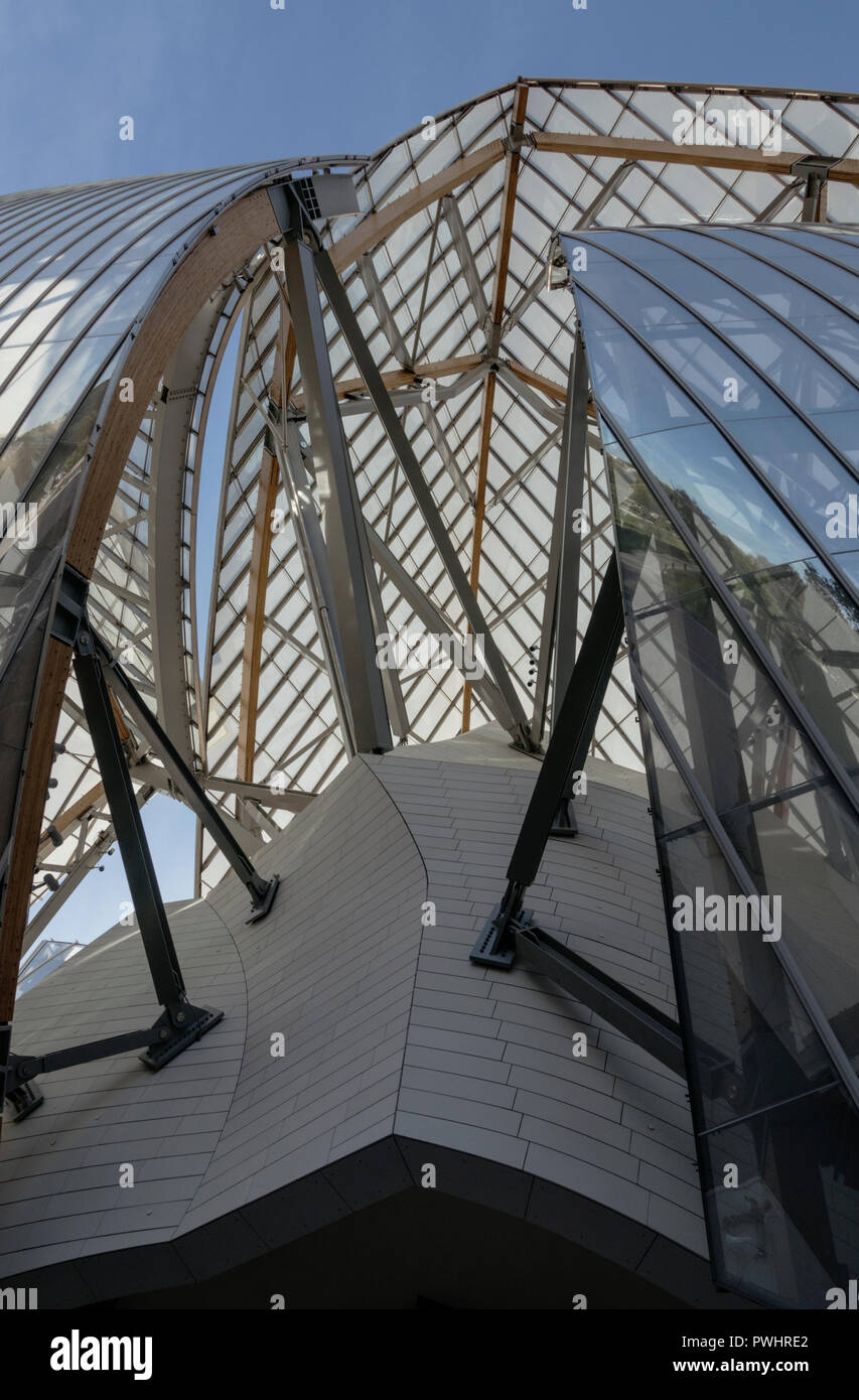 Louis Vuitton Foundation Model By Frank Gehry, Bois De Boulogne, Paris,  France Stock Photo - Alamy