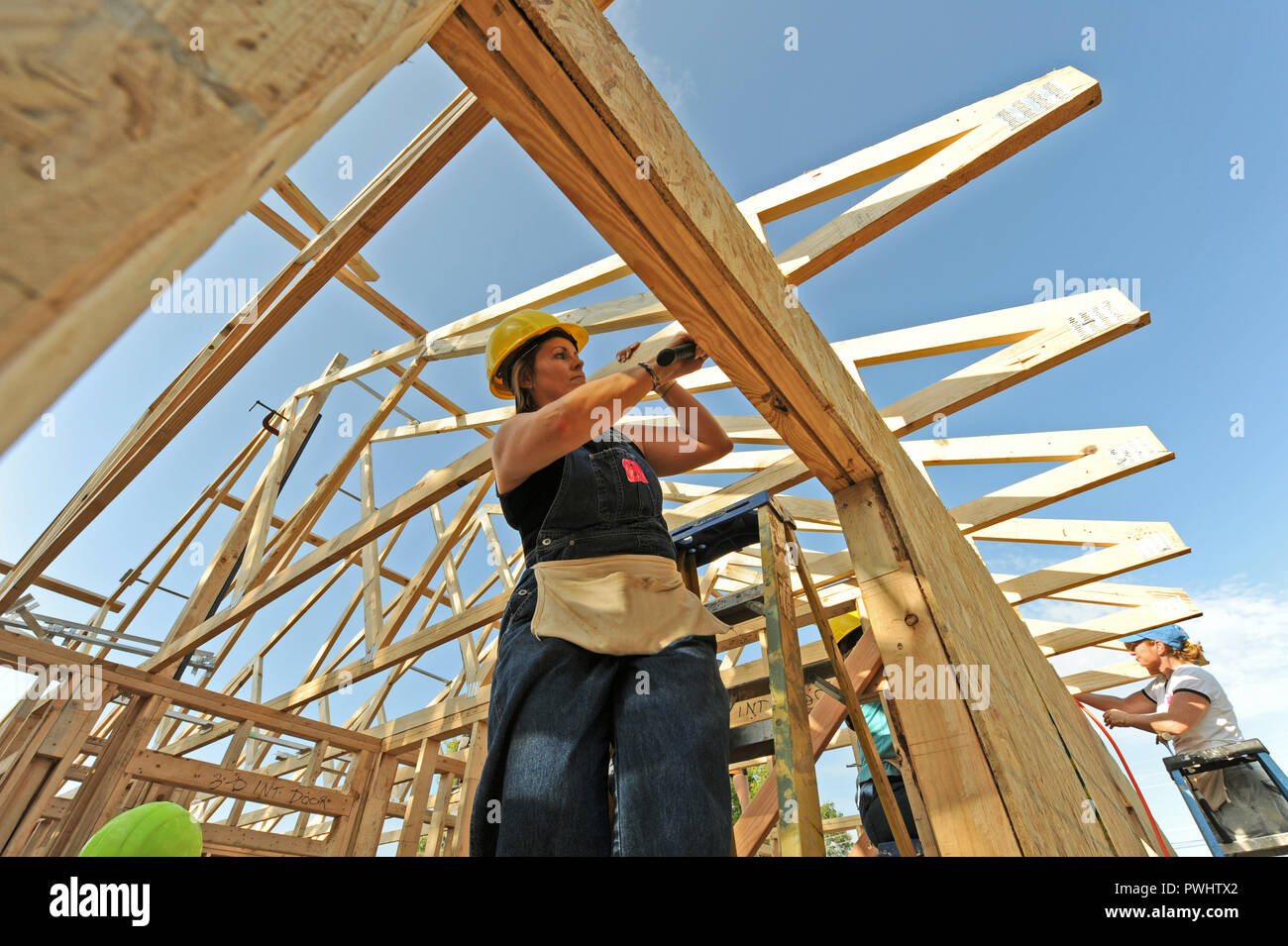Women Carpenters, Women building homes Stock Photo Alamy