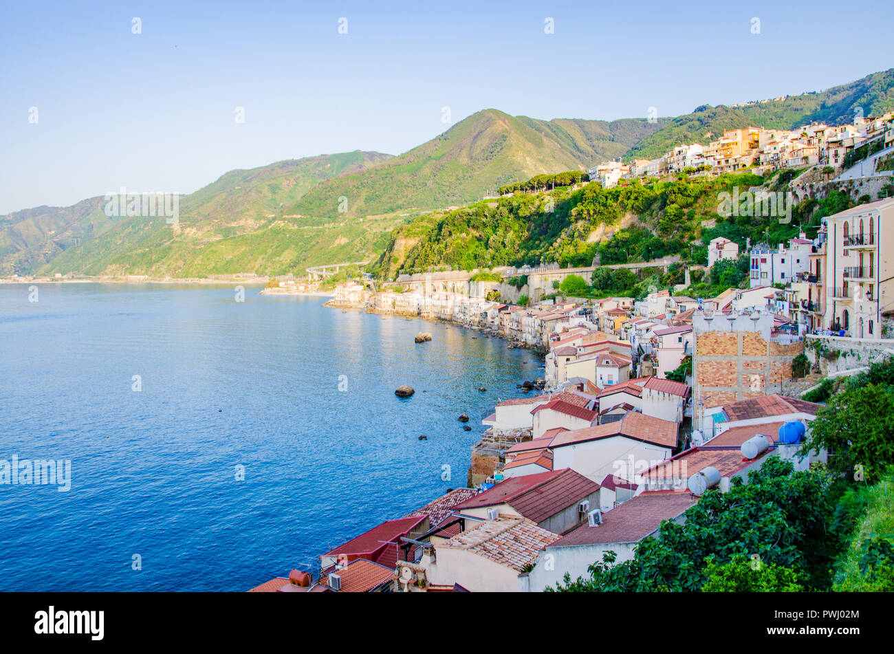 Montagna di scilla hi-res stock photography and images - Alamy