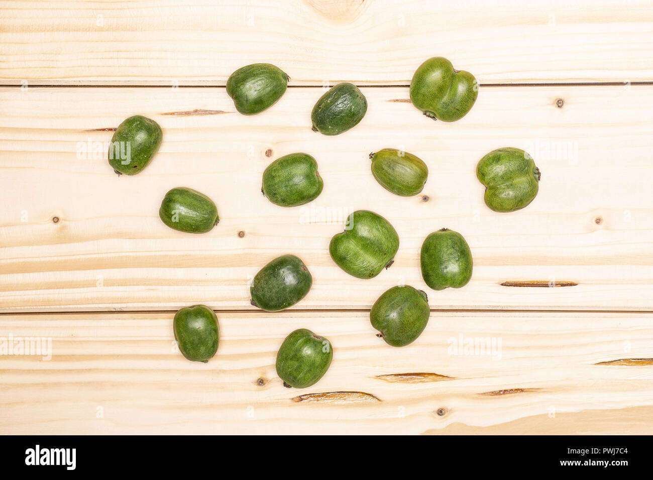 Mini kiwifruit hi-res stock photography and images - Alamy