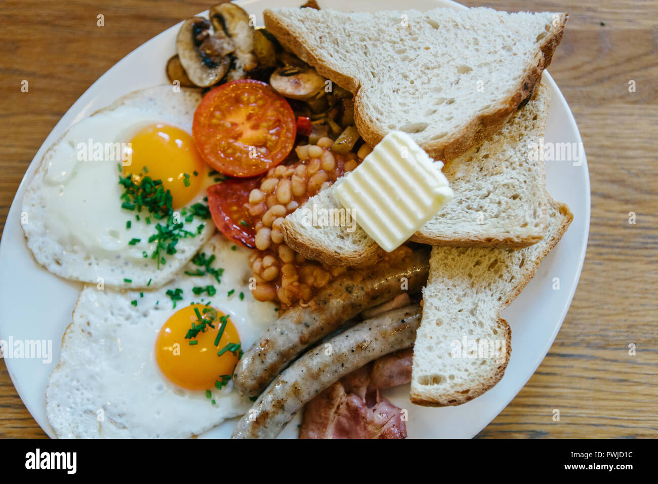 Traditional English breakfast. National food. A worldfamous dish that is served in the morning