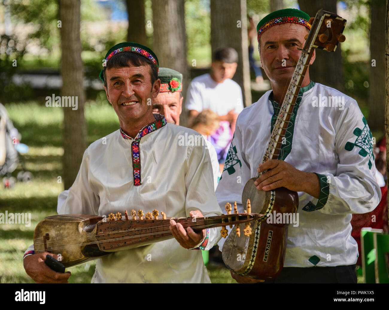 Traditional pamiri musicians khorog tajikistan stock photo alamy