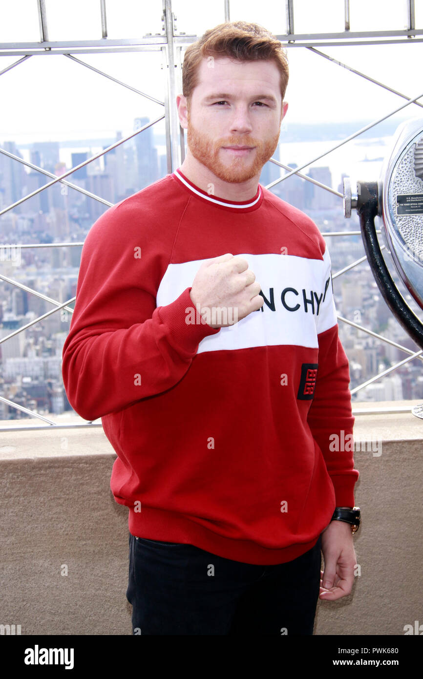 New York, NY, USA. 16th Oct, 2018. Canelo Avarez at the Empire State Building promoting the December 15 Championship fight between WBC, WBA, Lineal and Ring Magazine Middleweight World Champion Canelo Alvarez and WBA Super Middleweight World Champion Rocky Fielding. October 16, 2018. Credit: Diego Corrdor/Media Punch/Alamy Live News Stock Photo