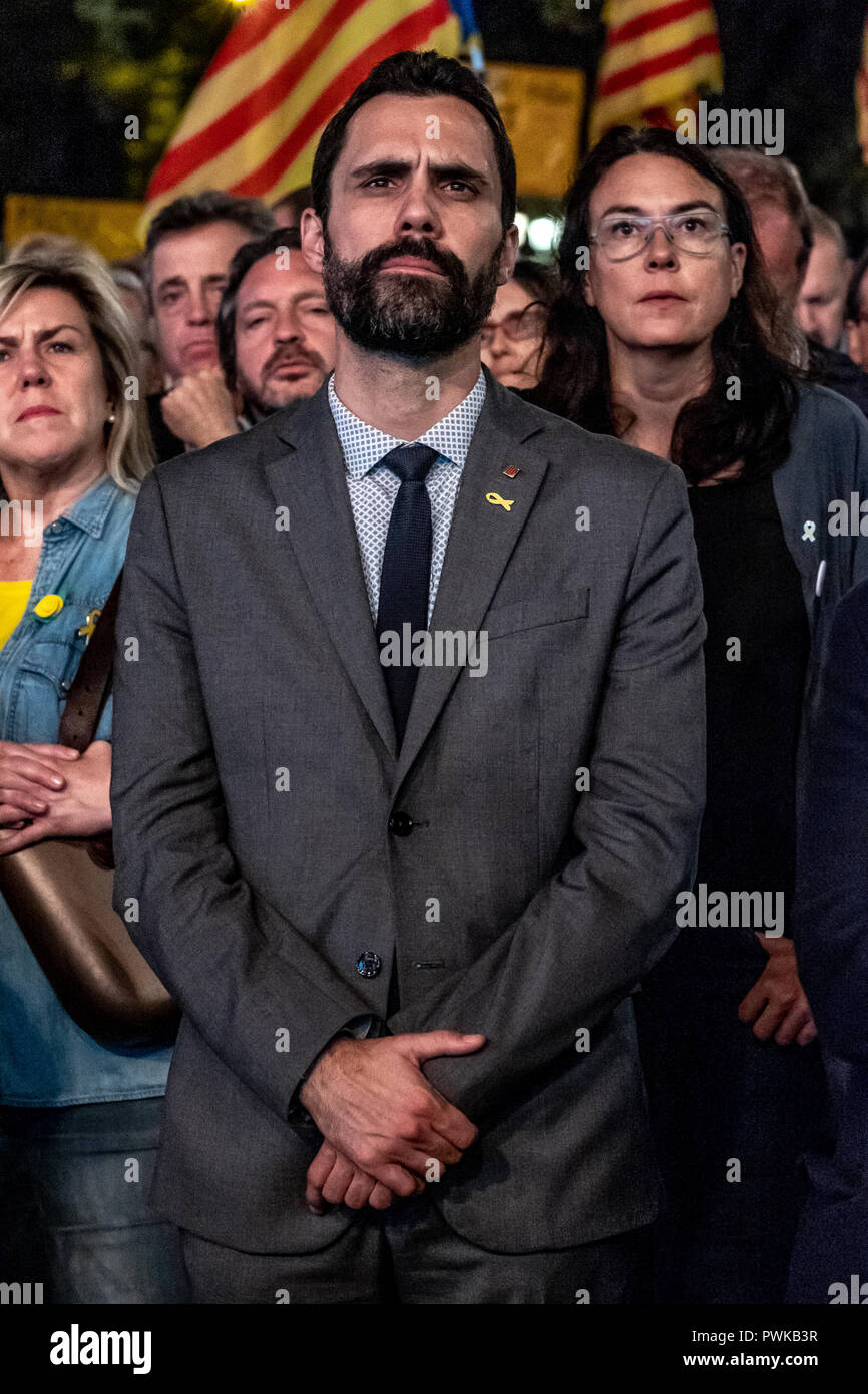 Roger Torrent, President of the table of the Parliament of Catalonia seen during the protest. Thousands of people protest demanding for the freedom of Jordi Cuixart and Jordi Sànchez, 'los Jordis' after 1 year in prison, under the motto a year of shame, a year of dignity, they will not stop us. Stock Photo
