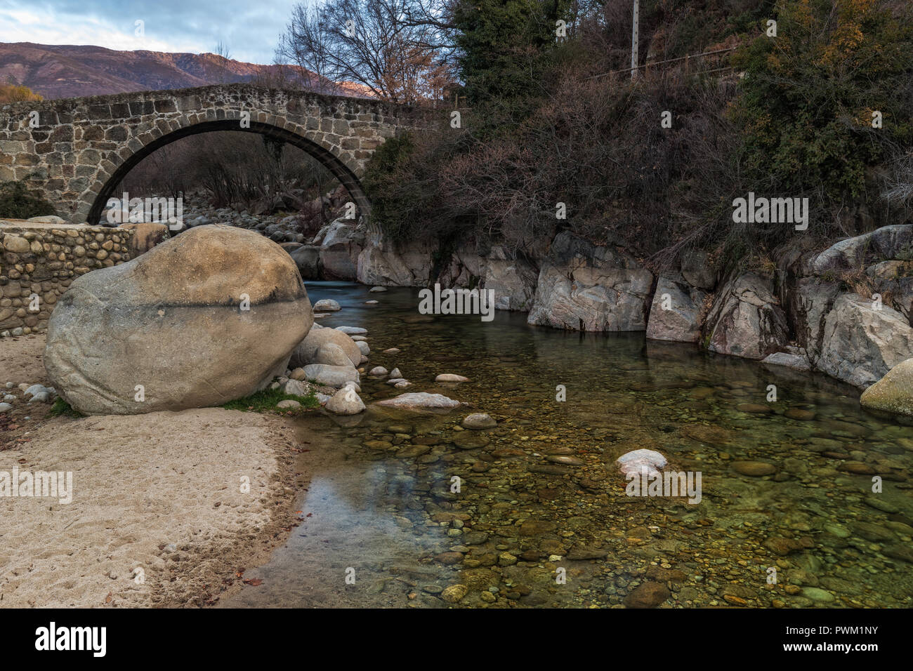 Landscape with ancient Roman bridge in Jarandilla de la Vera. Extremadura. Spain. Stock Photo