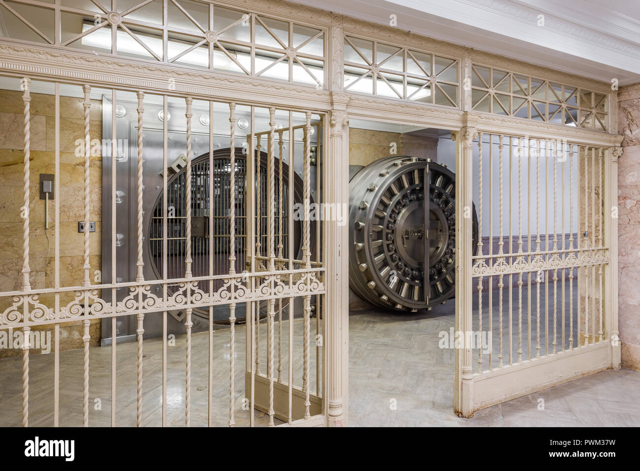 Bank vault in the basement of the Gary State Bank building Stock Photo
