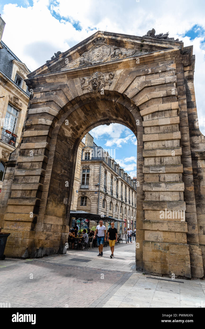 Bordeaux, France - July 22, 2018: Porte Dijeaux, historic city gate of  Bordeaux, built during the mid-1700s in the Neoclassical style Stock Photo  - Alamy
