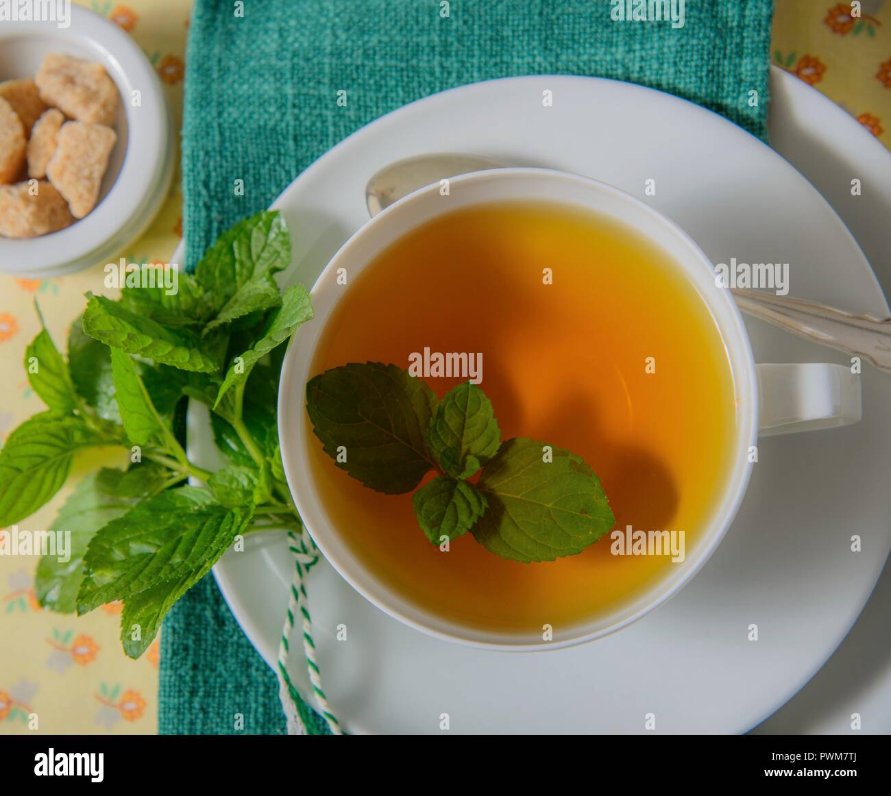 Peppermint tea with peppermint leaves Stock Photo Alamy