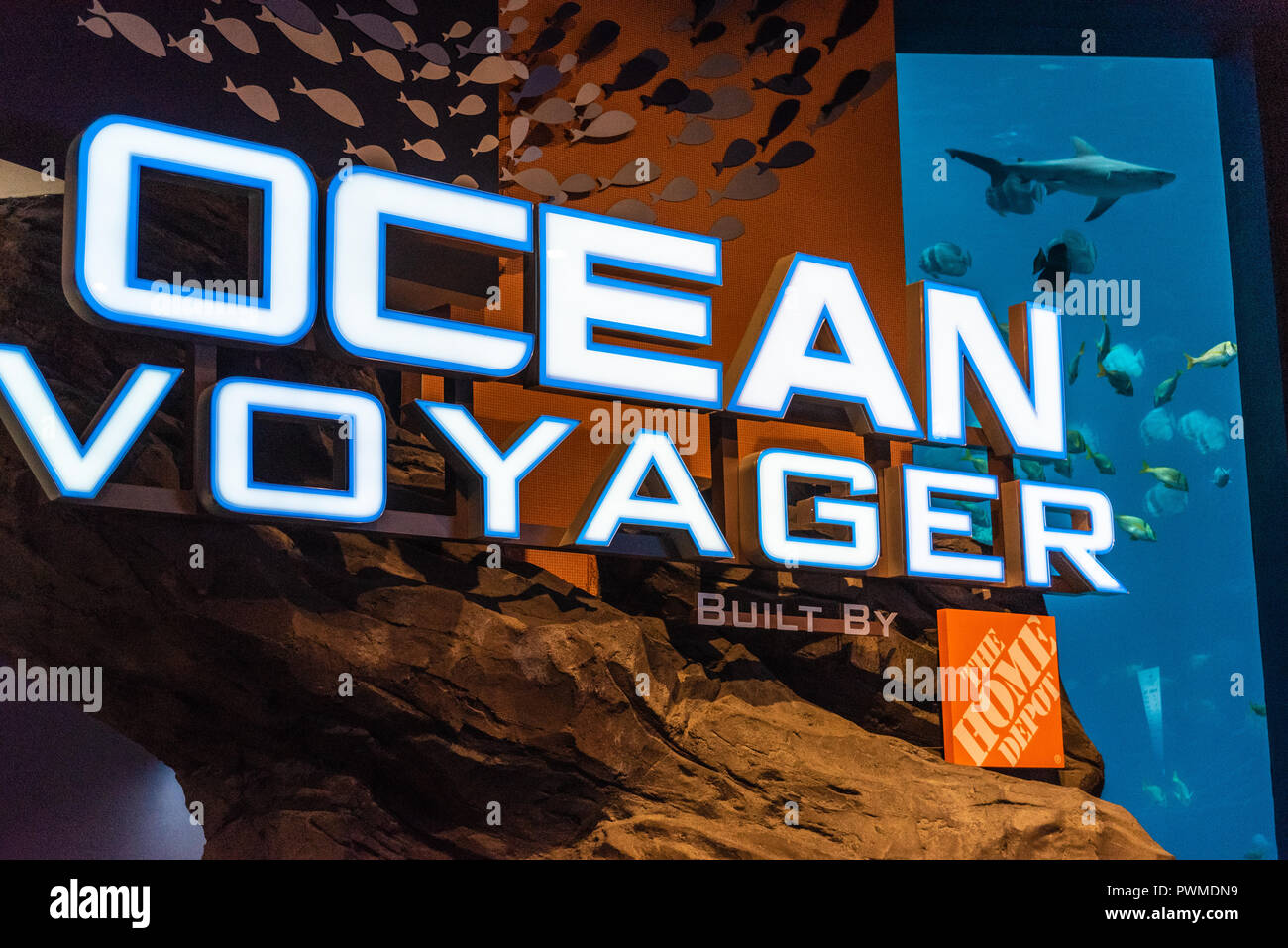 The Georgia Aquarium's Ocean Voyager exhibit, built by The Home Depot, is the largest indoor aquatic habitat in the world. (Atlanta, GA, USA) Stock Photo