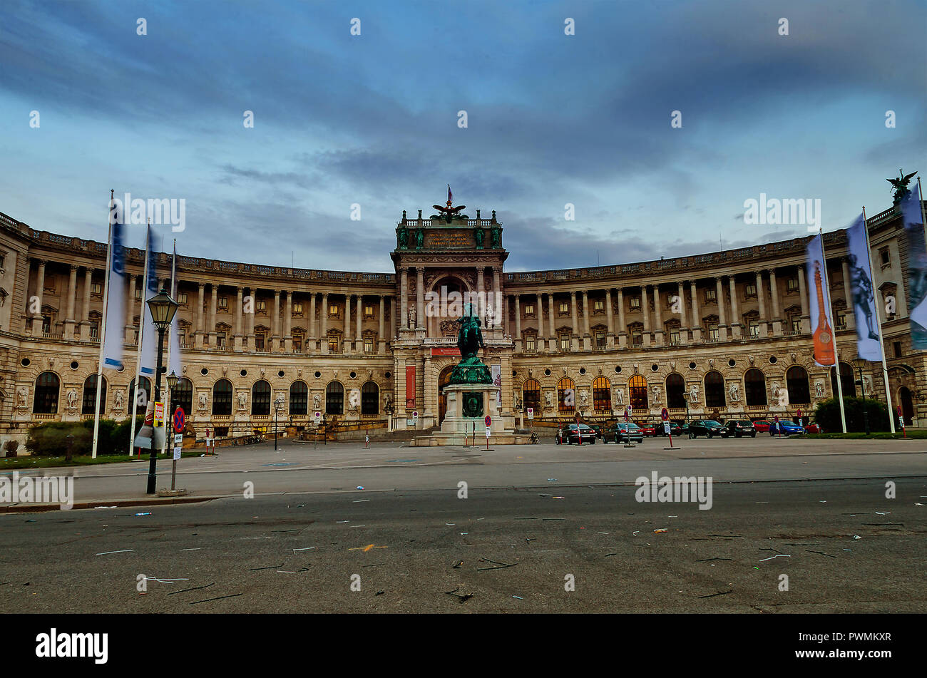 Schloss hofburg hi-res stock photography and images - Alamy