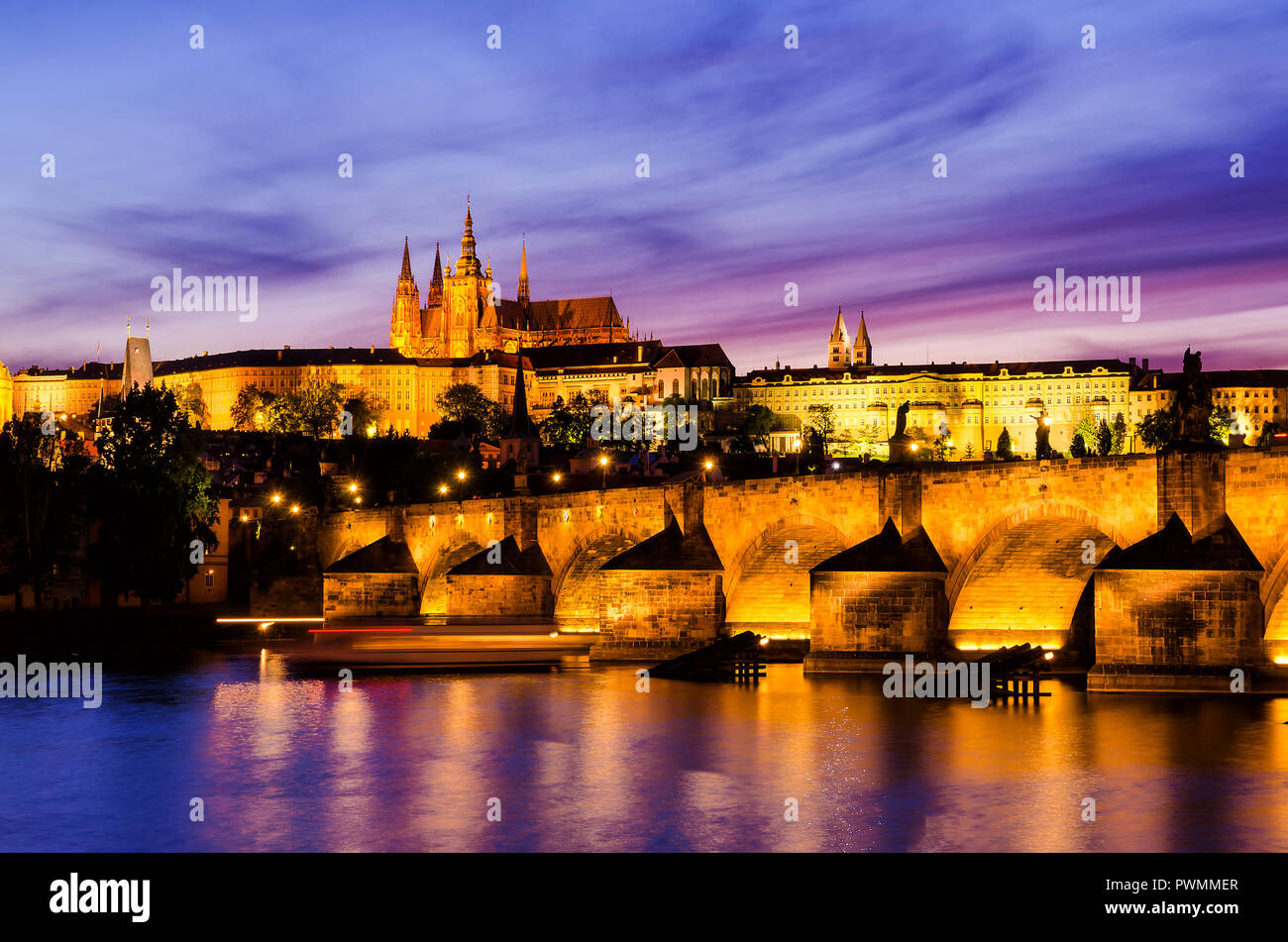 Beautifully illuminated hi-res stock photography and images - Alamy