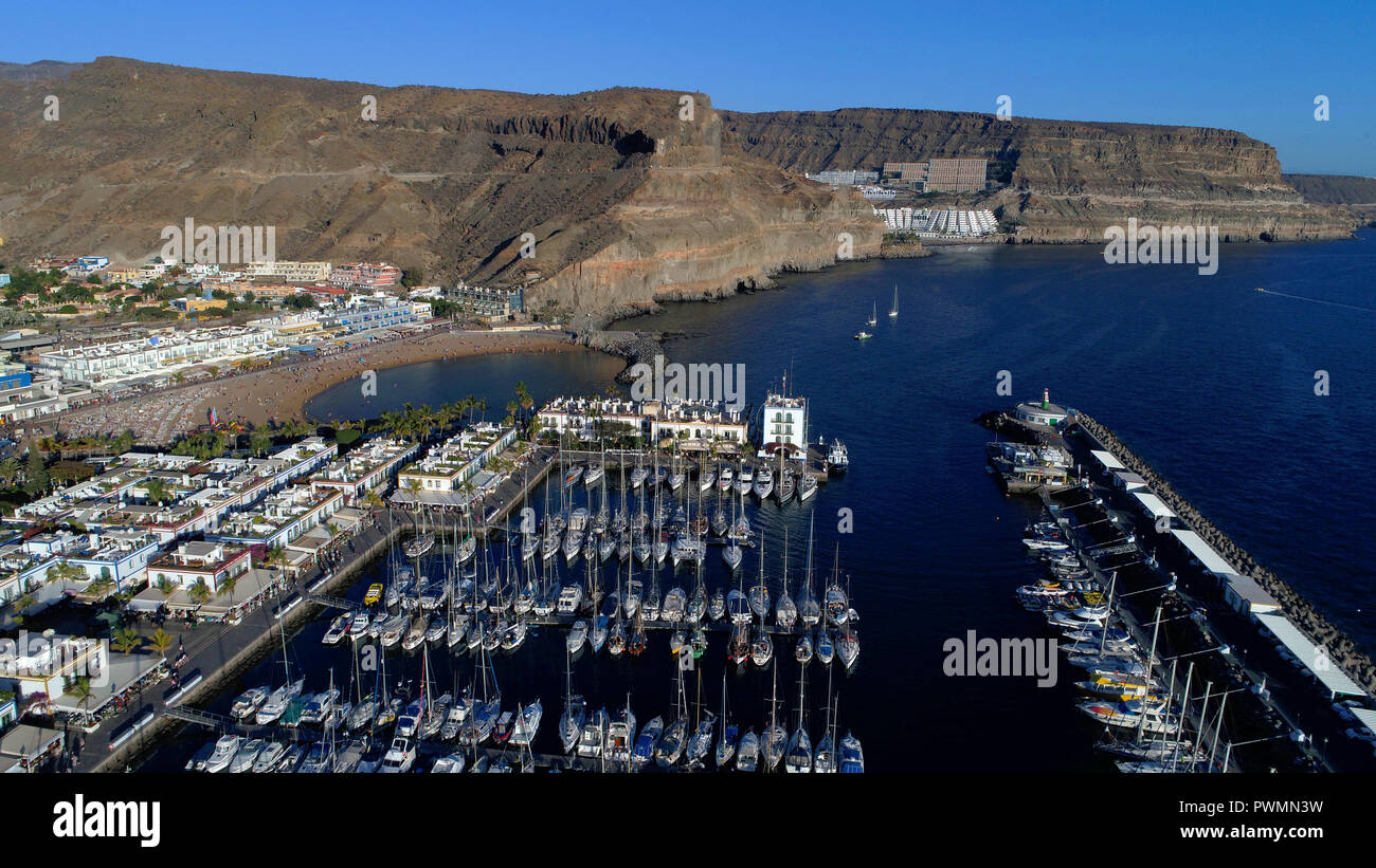 Aerial view puerto de mogan hi-res stock photography and images - Alamy