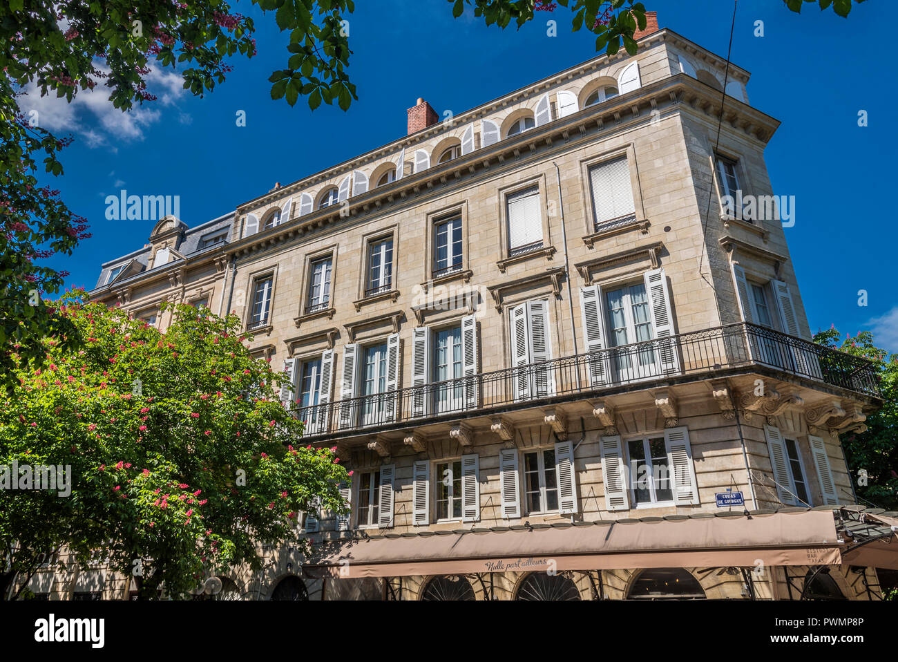 Place De Quinconces Bordeaux High Resolution Stock Photography And