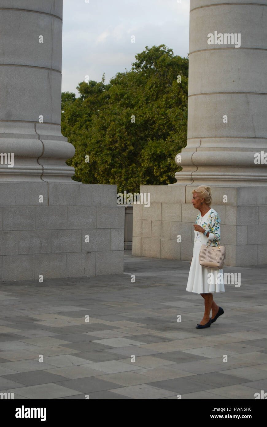 Older classy woman hi-res stock photography and images - Alamy