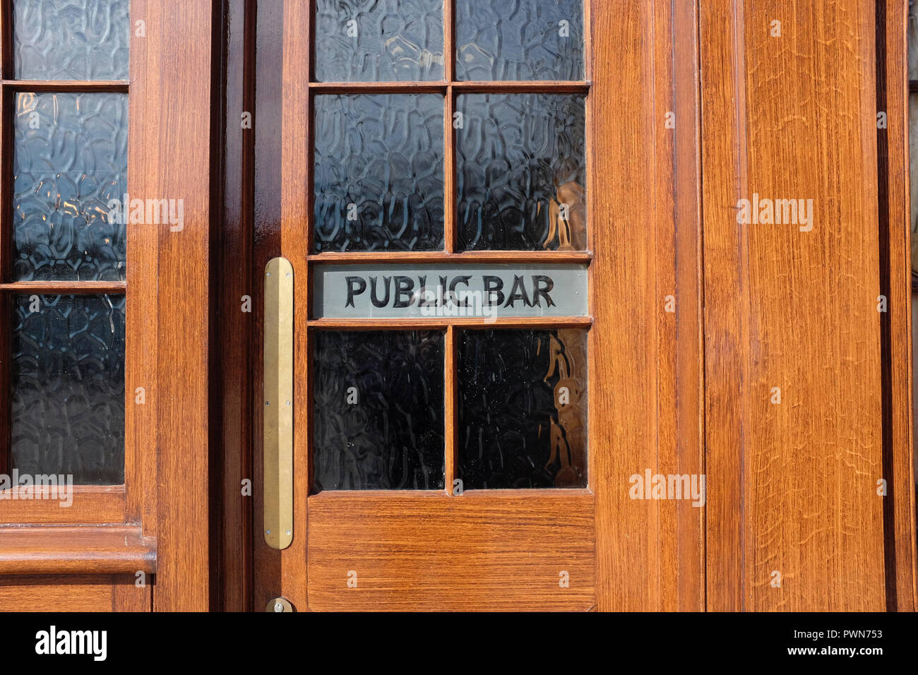 London Bar Door Stock Photos London Bar Door Stock Images Alamy