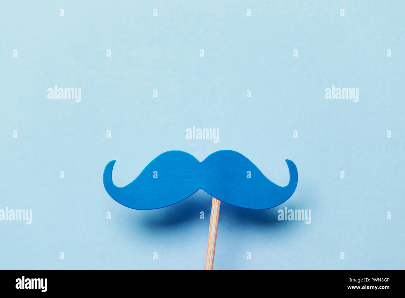 голубые усы рисунок. синие усы. голубой ус. синие усы. синие усы.