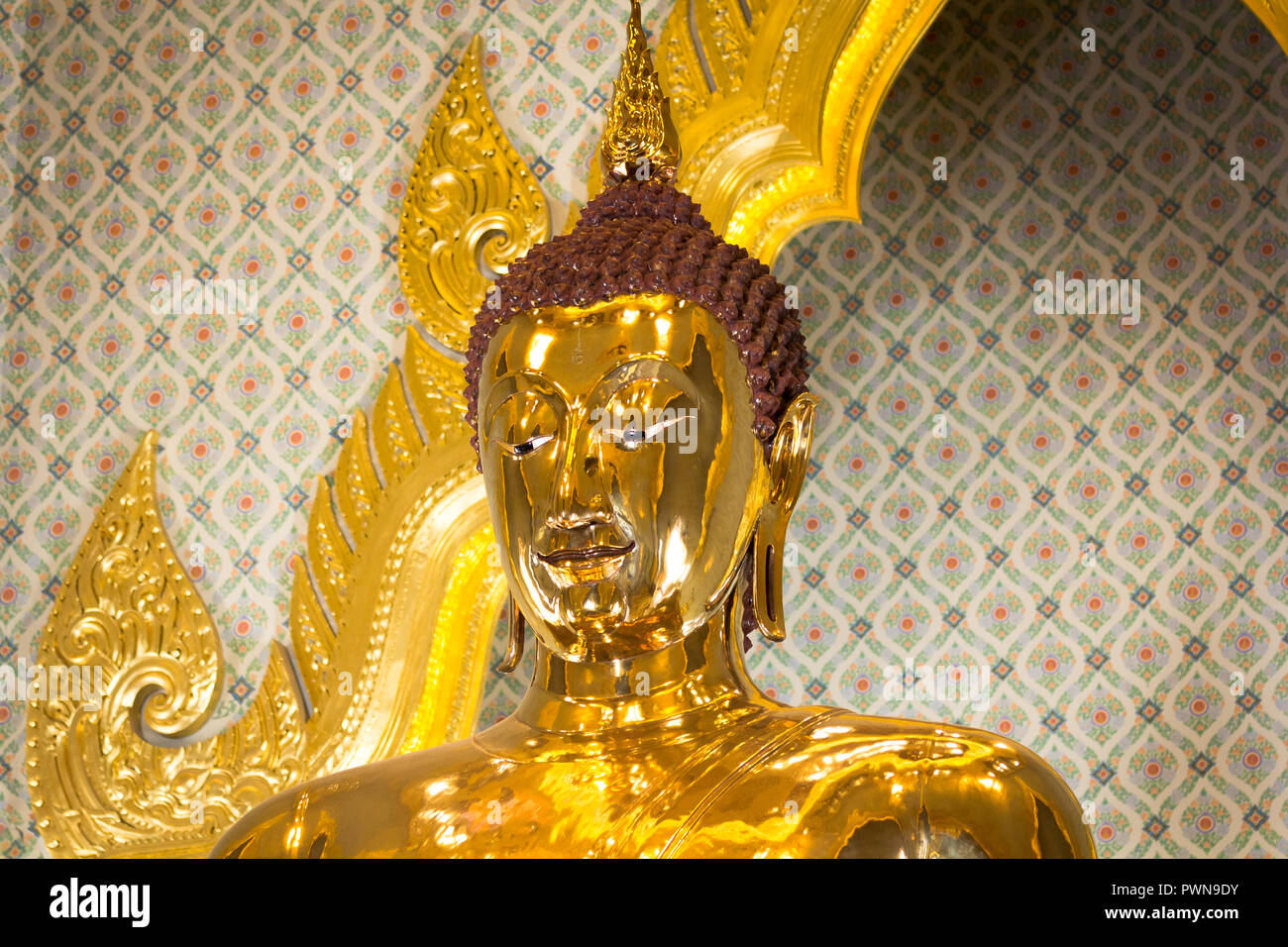 Statue Of Golden Buddha In Wat Traimit Temple, Bangkok, Thailand Stock ...