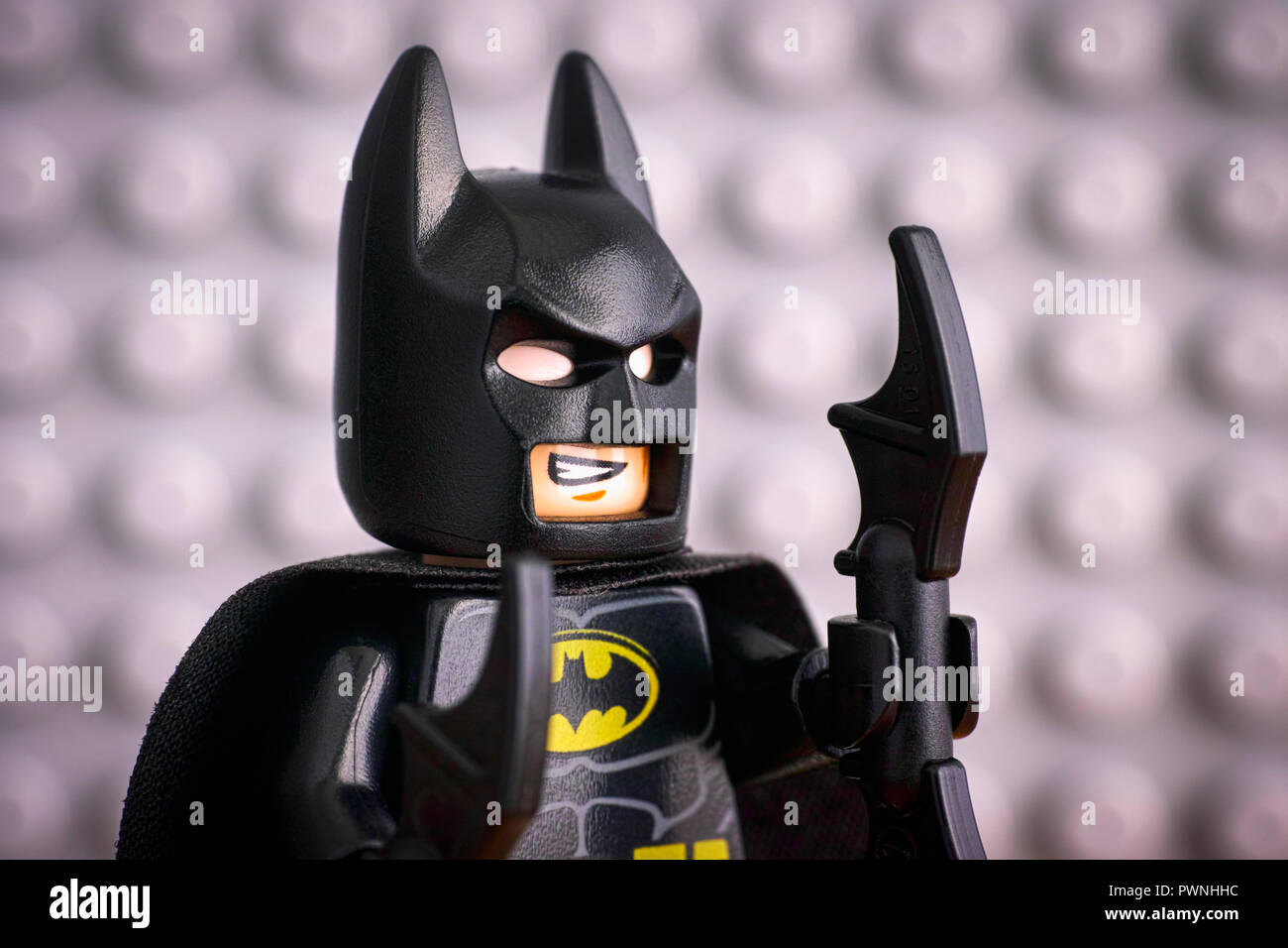 Lippstadt - Deutschland 30. Juli 2020 Batman Lego Figur mit Surfbrett Stock  Photo