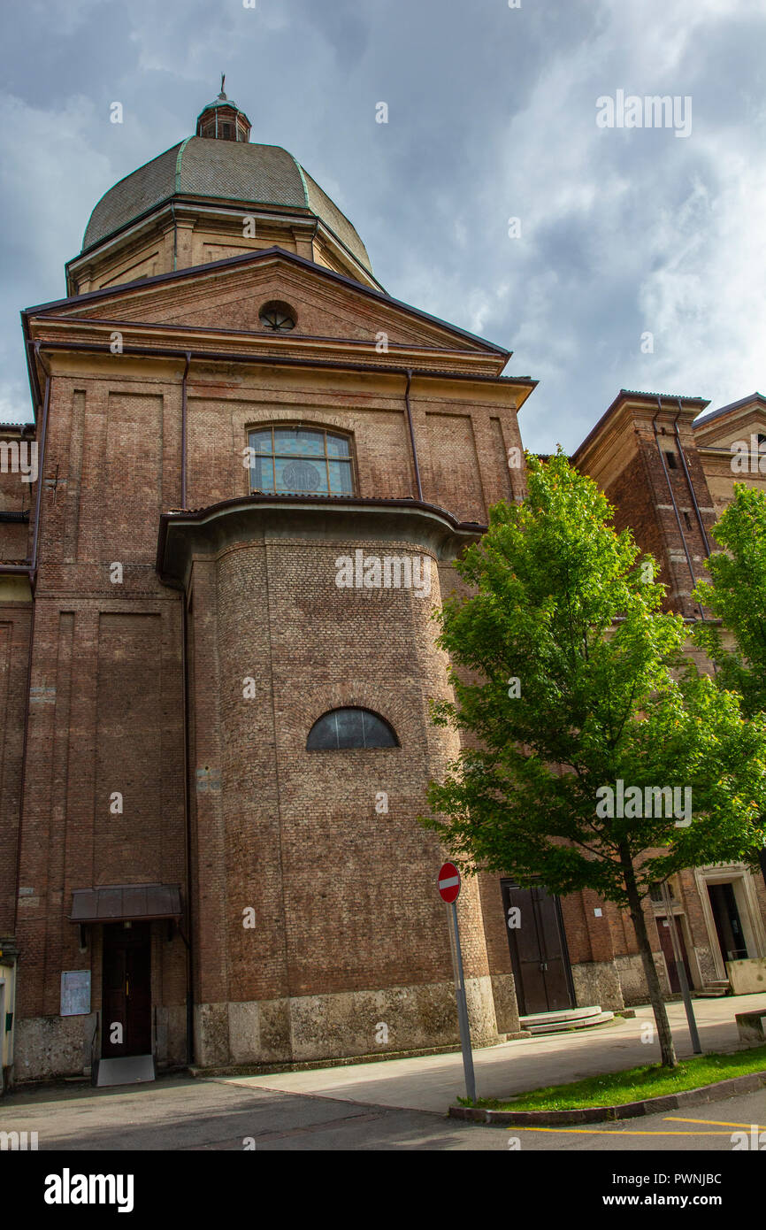 Typical Italian Churches. Pointed arch arcades in the external sides of