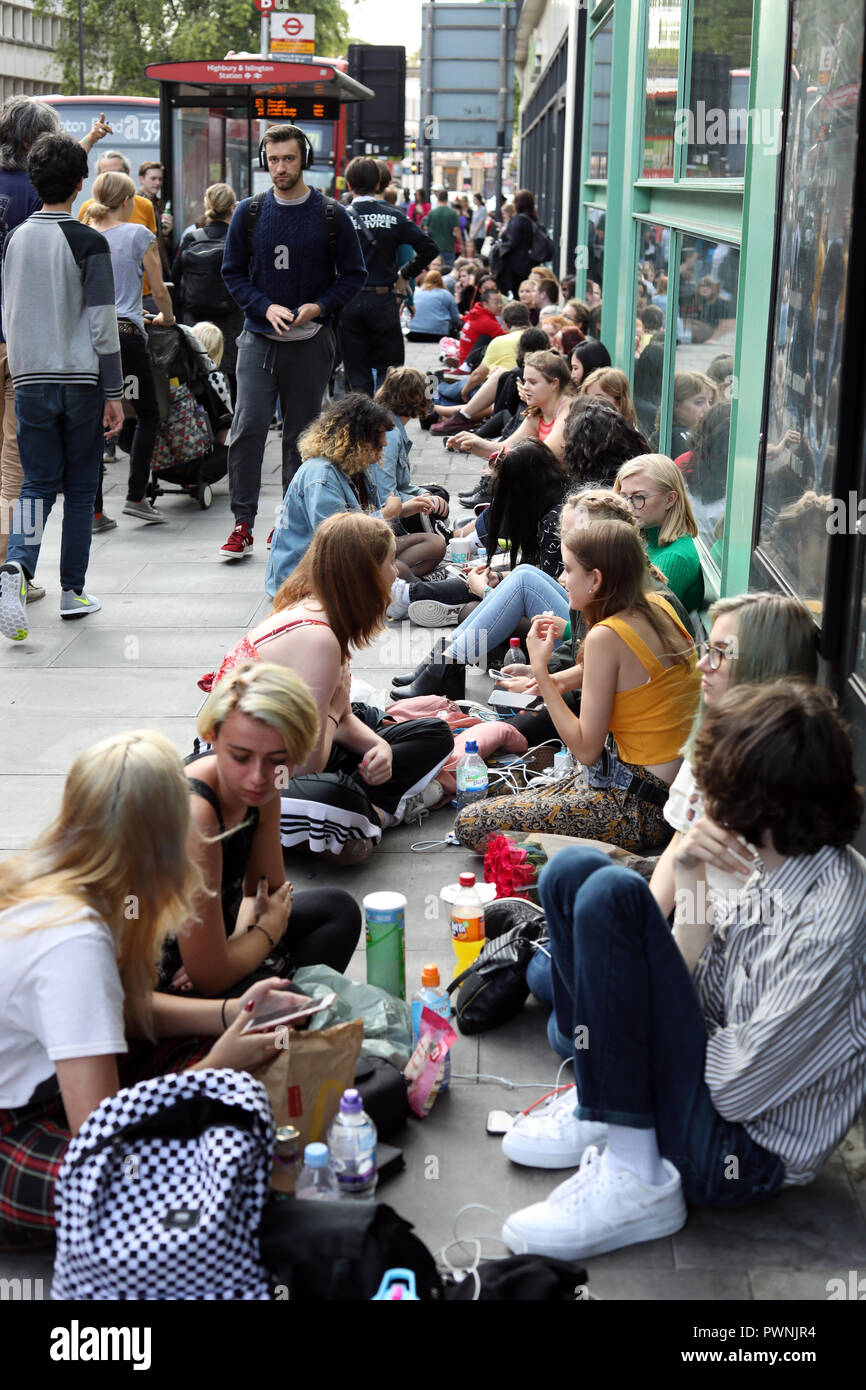 Pic shows: Kids queuing to get into T&C2 at Highbury Corner for a ...