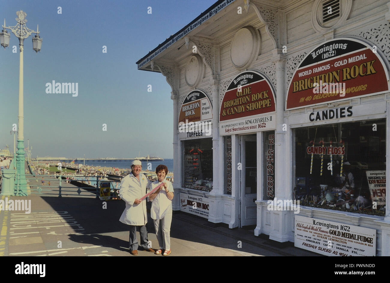 The old Lewingtons Brighton Rock & candy shoppe which once stood at the entrace to the West Pier, Brighton, East Sussex, England. Circa 1980's Stock Photo