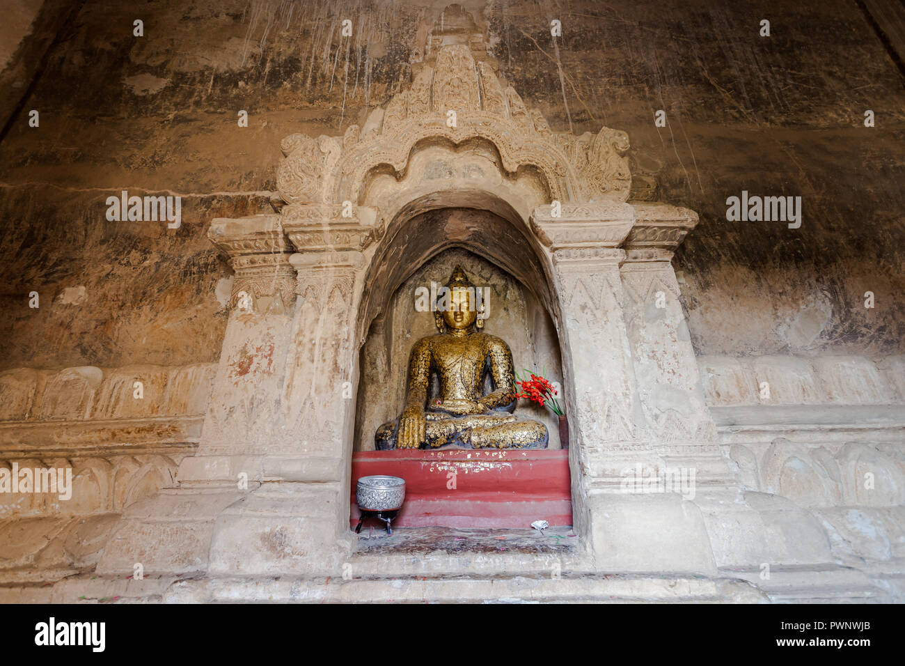 Statue of Buddha in Bagan temple, Myanmar Stock Photo - Alamy