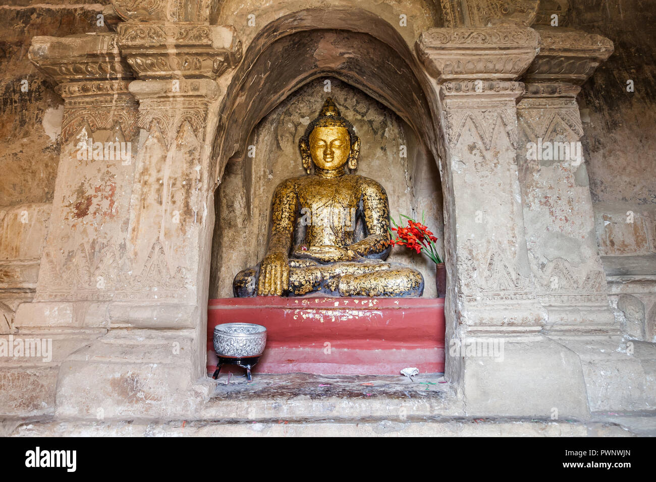 Statue of Buddha in Bagan temple, Myanmar Stock Photo - Alamy