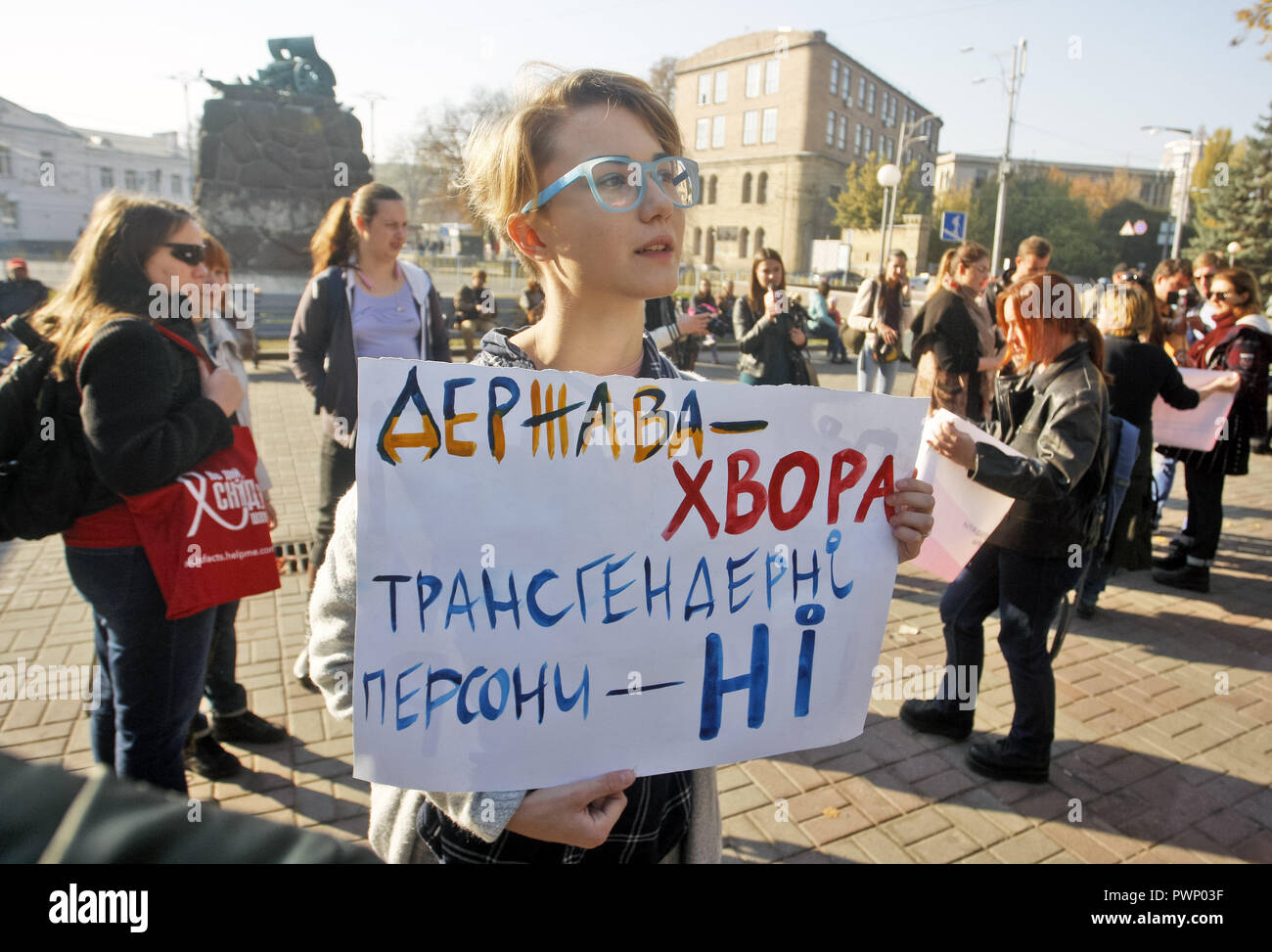 Pikap Erik havaskor ruscha porno Eng zamonaviy jinsiy robotlar