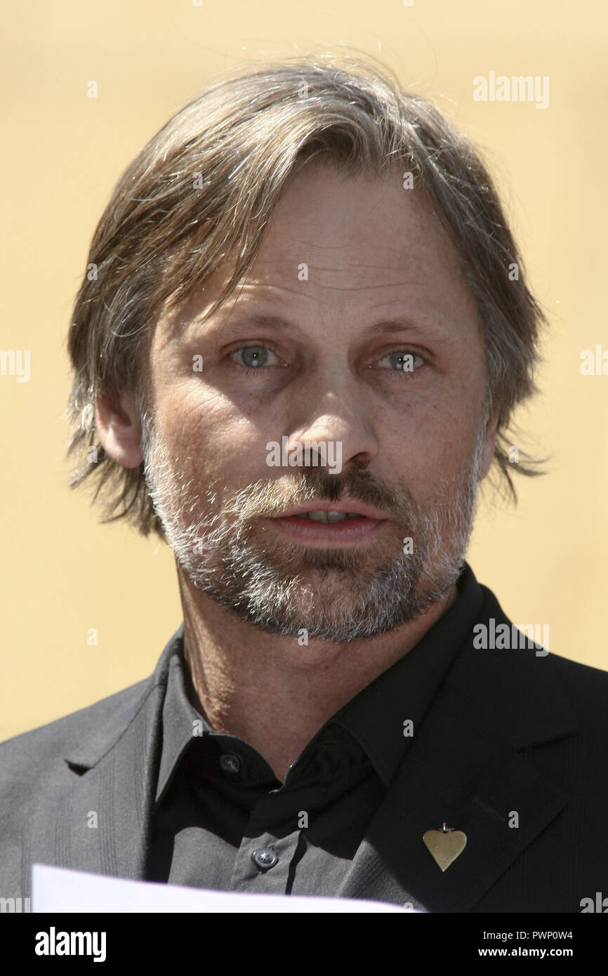 Actor viggo mortensen ceremony actor hi-res stock photography and ...