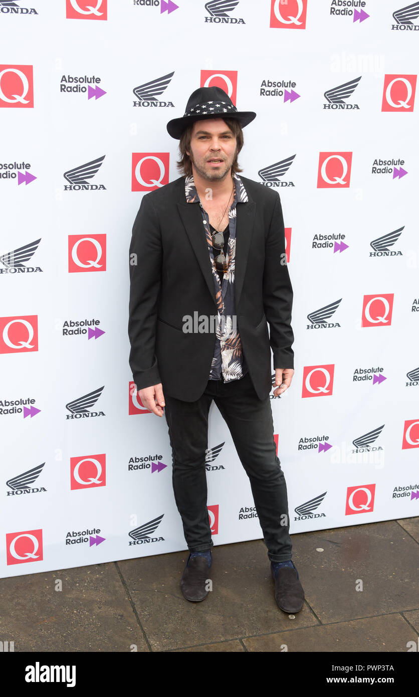 London, UK. 17th Oct, 2018. The Round House Chalk Farm  London Uk 17th august 2018 Gaz Coombes arrives at the Q Awards 2018  in Association with Absolute Radio Credit: Dean Fardell / Alamy Live News Feed/Alamy Live News Stock Photo