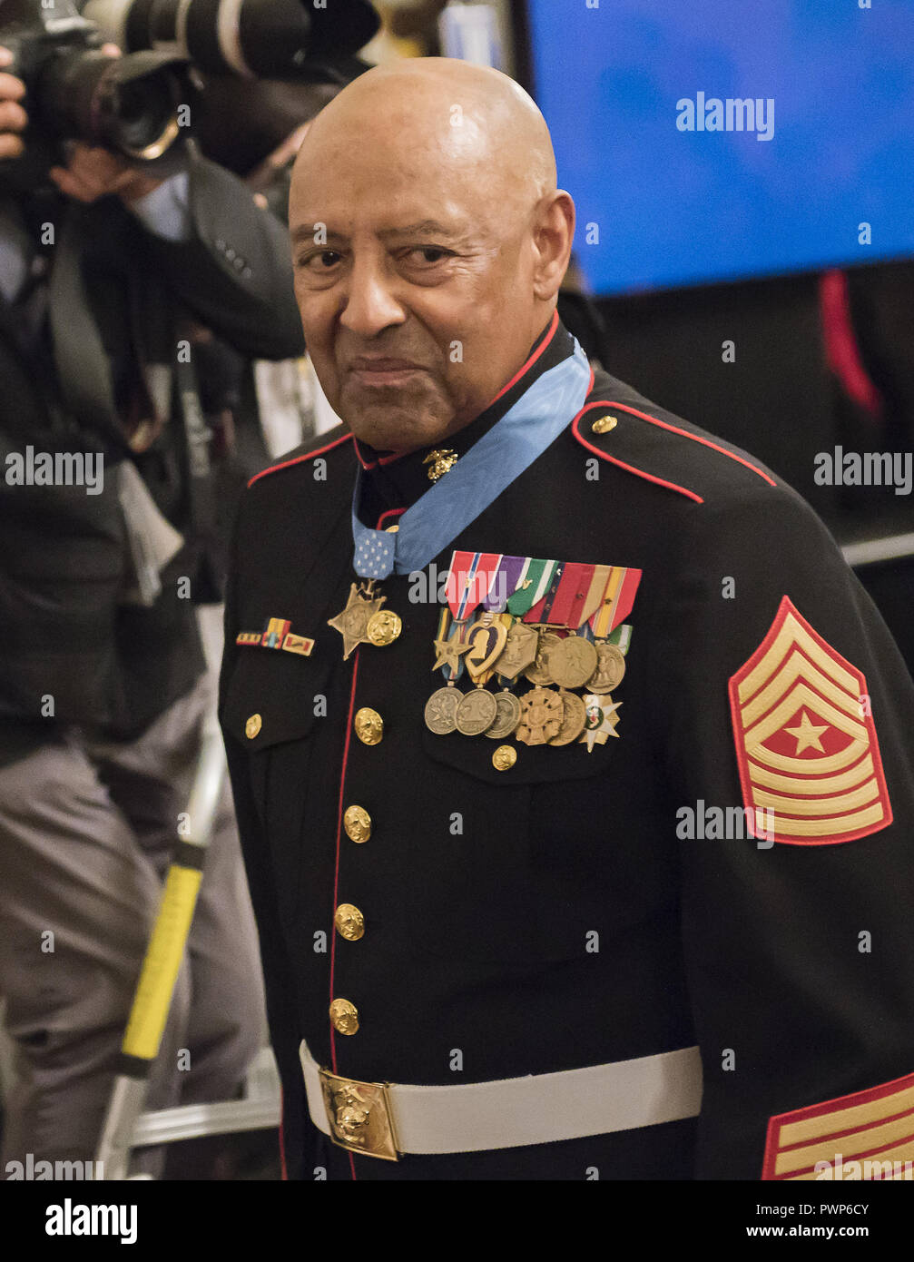 Washington, District of Columbia, USA. 17th Oct, 2018. Sergeant Major John L. Canley, United States Marine Corps (Retired) departs following the ceremony where US President Donald J. Trump awarded him the Medal of Honor for conspicuous gallantry during the Vietnam War in a ceremony in the East Room of the the White House in Washington, DC on Wednesday, October 17, 2018 Credit: Ron Sachs/CNP/ZUMA Wire/Alamy Live News Stock Photo