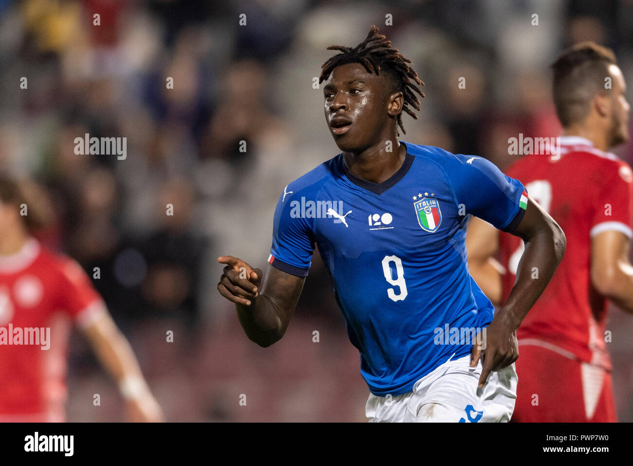 moise kean italy jersey