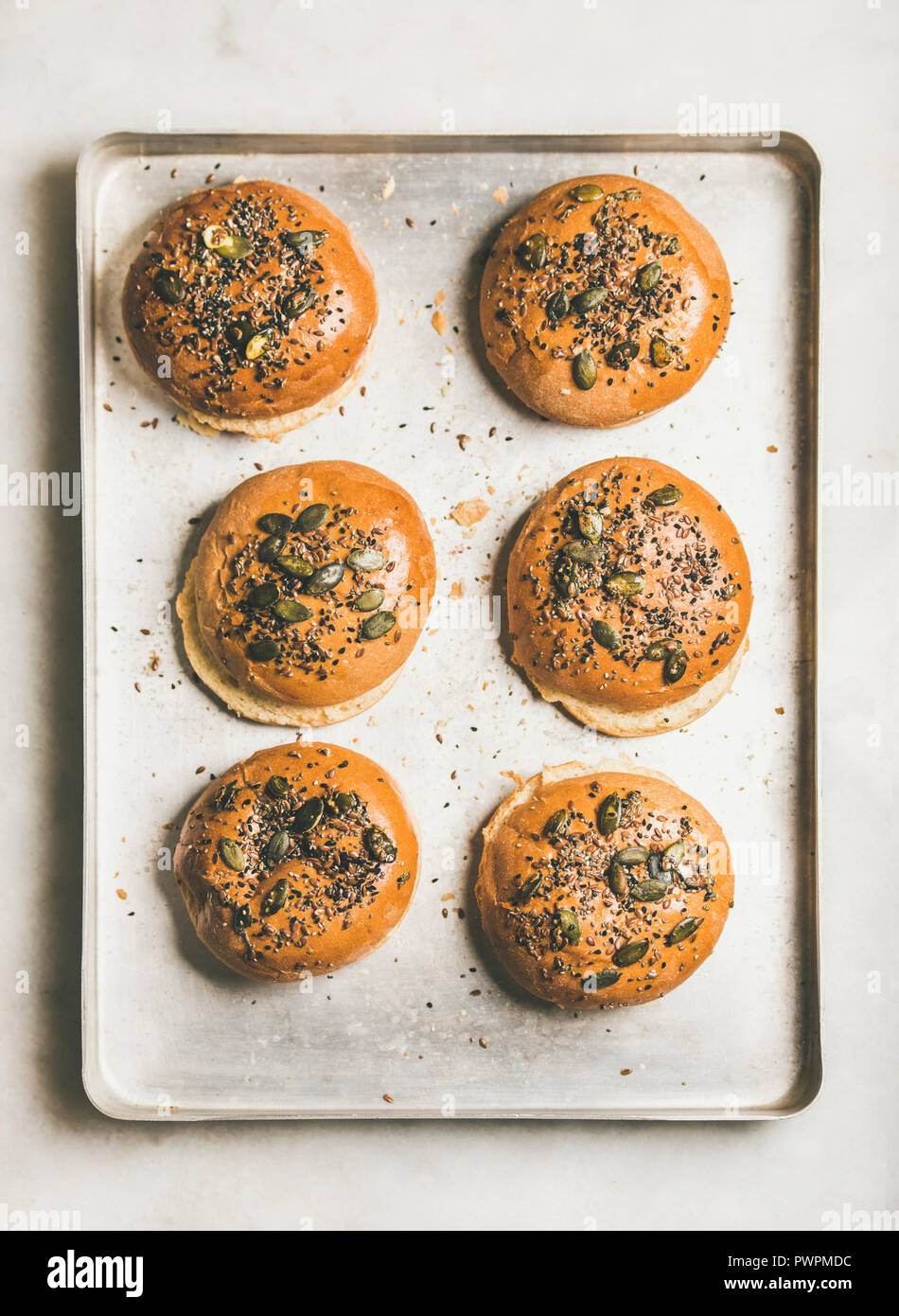 Freshly baked burger buns hires stock photography and images Alamy