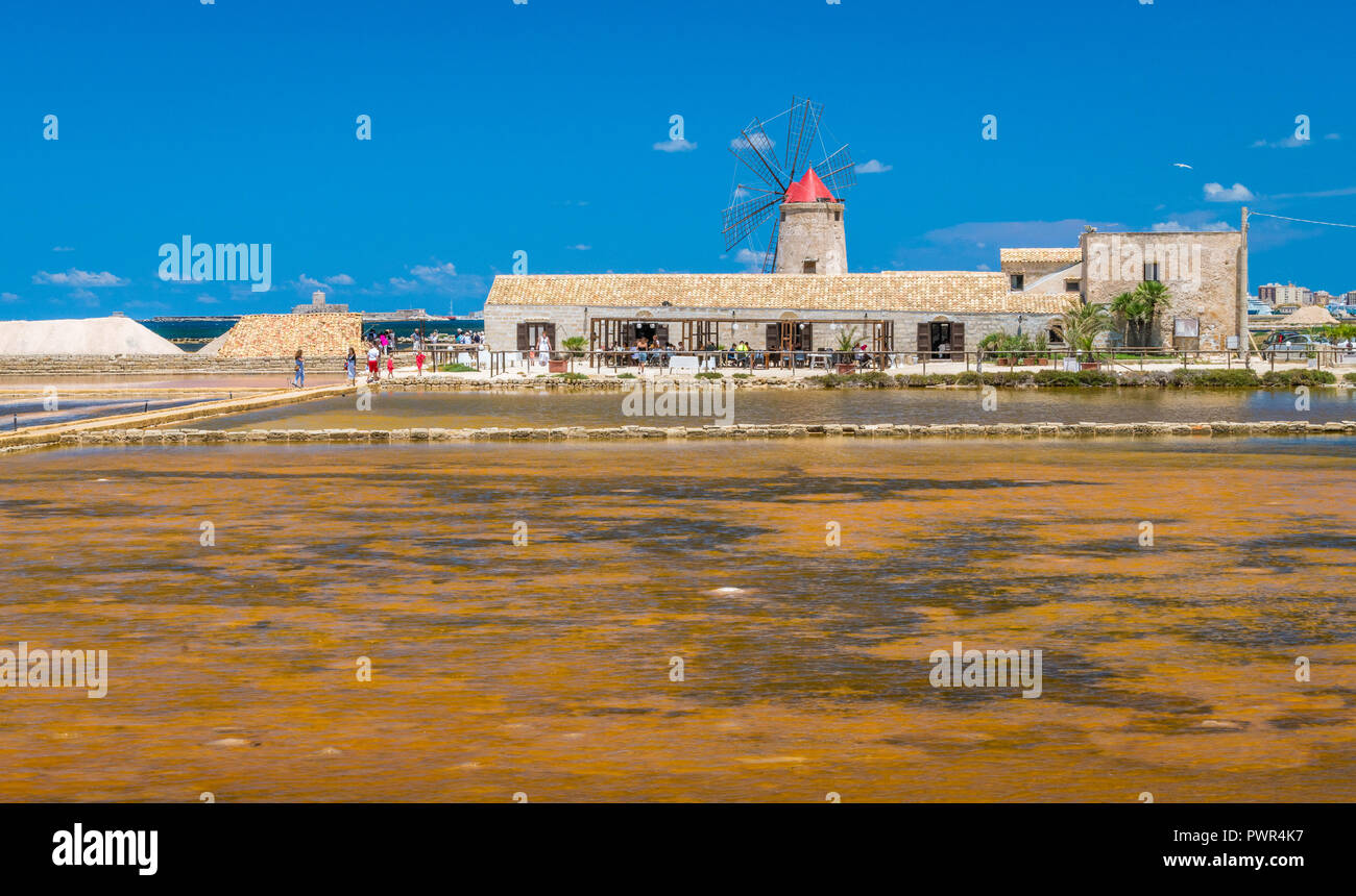 Museo del Sale (Salt Museum) at the Trapani salt flats. Sicily, southern Italy. Stock Photo