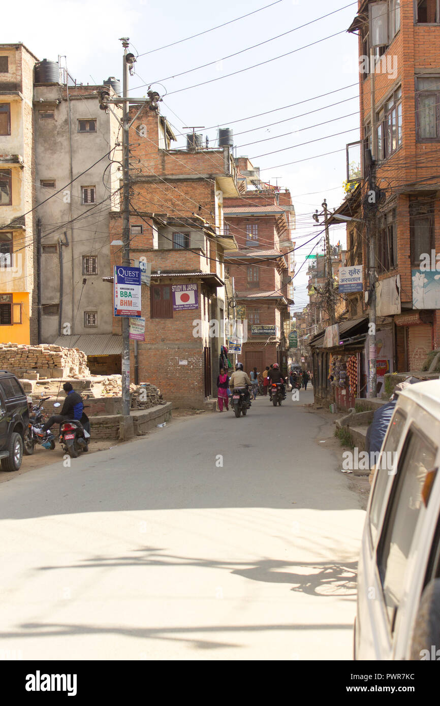 Earthquake nepal 2015 road hi-res stock photography and images - Alamy