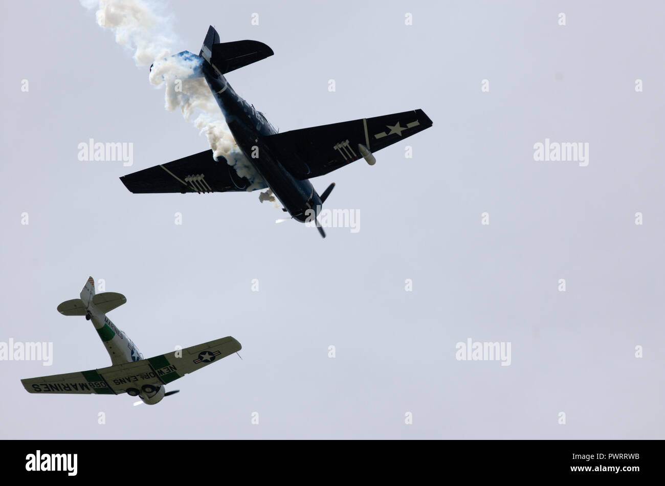 Clow air show hires stock photography and images Alamy