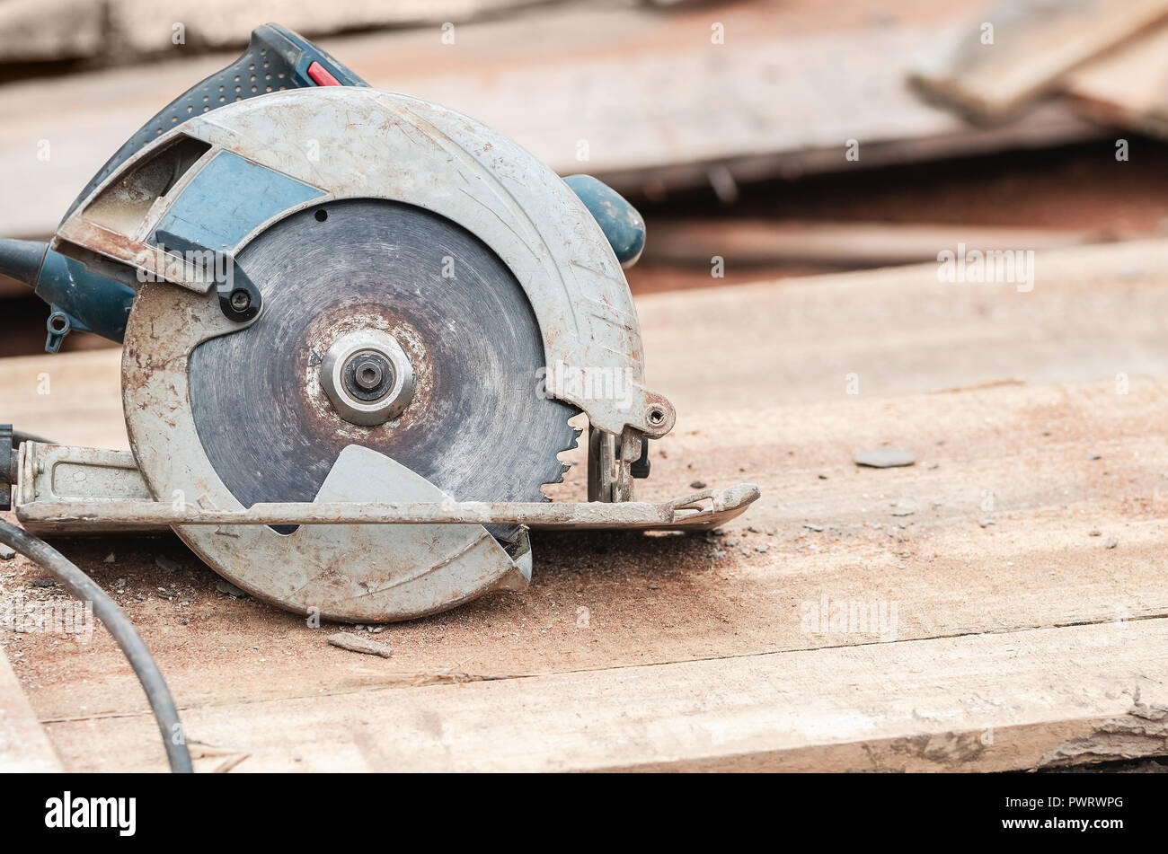 Used electric saw sale